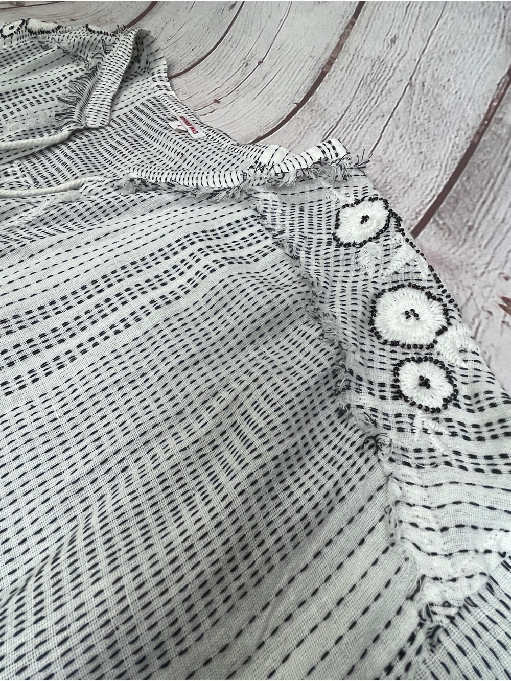 JOHNNY WAS boho tassel tie white & black embroidered cotton tunic top, size L - Picture 8 of 15